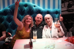 22-Bestes-Deutsches-Restaurant-Cafe-und-Variete-Bar-Berlin-Nikolaiviertel-Februar-2026-