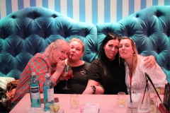 23-Bestes-Deutsches-Restaurant-Cafe-und-Variete-Bar-Berlin-Nikolaiviertel-Februar-2026-