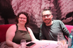 best-Entertainment-in-Berlin-feiern-Wilde-Matilde-Variete-Erlebnis-Deutsches-Restaurant-Cafe-und-Karussell-Bar-fuer-Gruppen-im-Nikolaiviertel-ist-die-beste-Idee-fuer-dein-Event