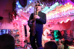 Wilde-Matilde-Deutsches-Restaurant-Variete-show-in-berlin-Nikolaiviertel-000