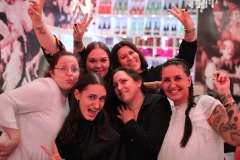 Wilde-Matilde-Deutsches-Restaurant-Variete-show-in-berlin-Nikolaiviertel-11