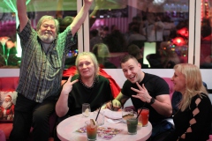 Wilde-Matilde-Deutsches-Restaurant-Variete-show-in-berlin-Nikolaiviertel-17