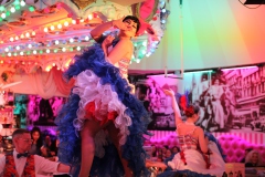 Wilde-Matilde-Deutsches-Restaurant-Variete-show-in-berlin-Nikolaiviertel-12