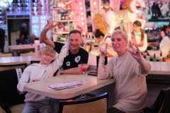 Wilde-Matilde-Deutsches-Restaurant-Variete-show-in-berlin-Nikolaiviertel-13