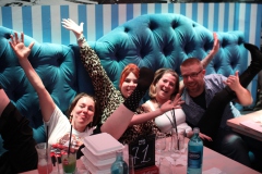 Wilde-Matilde-Deutsches-Restaurant-Variete-show-in-berlin-Nikolaiviertel-23