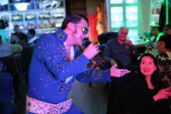 Wilde-Matilde-Deutsches-Restaurant-Variete-show-in-berlin-Nikolaiviertel-42