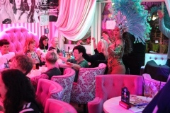 Wilde-Matilde-Deutsches-Restaurant-Variete-show-in-berlin-Nikolaiviertel-67