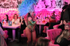 Wilde-Matilde-Deutsches-Restaurant-Variete-show-in-berlin-Nikolaiviertel-71