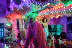 Wilde-Matilde-Variete-Show-Bar-Cafe-Deutsches-Restaurant-Fruehstuecks-Lokal-Nikolaiviertel-Berlin-22