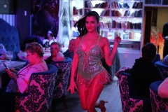 Wilde-Matilde-Variete-Show-Bar-Cafe-Deutsches-Restaurant-Fruehstuecks-Lokal-Nikolaiviertel-Berlin-24