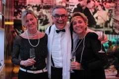 Wilde-Matilde-Variete-Show-Bar-Cafe-Deutsches-Restaurant-Fruehstuecks-Lokal-Nikolaiviertel-Berlin-34