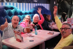 Wilde-Matilde-Variete-Show-Bar-Cafe-Deutsches-Restaurant-Fruehstuecks-Lokal-Nikolaiviertel-Berlin-40