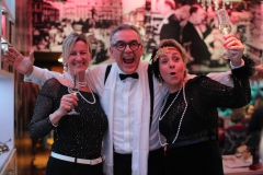 Wilde-Matilde-Variete-Show-Bar-Cafe-Deutsches-Restaurant-Fruehstuecks-Lokal-Nikolaiviertel-Berlin-5