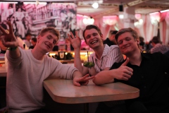 Wilde-Matilde-Variete-Show-Bar-Cafe-Deutsches-Restaurant-Fruehstuecks-Lokal-Nikolaiviertel-Berlin-55