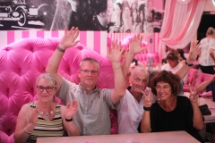 Beste-Abendprogramm-Tip-in-Berlin-in-der-angesagtesten-KarussellBar-mit-Show-Party-Berliner-Restaurant-Cafe-und-Variete-Bar-Berlin-Nikolaiviertel-wilde-matilde-2026