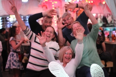 1-Familienfeier-Show-antike-Karussellbar-Wilde-Matilde-berlin-nikolaiviertel-2026