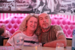 Dein-ultimativer-Abend-in-Berlin-in-der-angesagtesten-Bar-mit-Show-Party-Berliner-Restaurant-Cafe-und-Variete-Bar-Berlin-Nikolaiviertel-wilde-matilde-2026