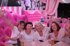 Geburtstag-feiern-in-Berlin-Nikolaiviertel-Wilde-Matilde-Beste-Idee-fuer-Unterhaltung-Events-und-Familienfeier-2026