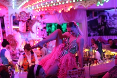 Wilde-Matilde-Deutsches-Restaurant-Variete-show-in-berlin-Nikolaiviertel-12