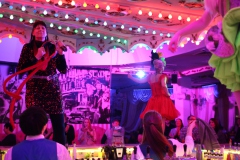 Wilde-Matilde-Deutsches-Restaurant-Variete-show-in-berlin-Nikolaiviertel-67