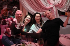 Wilde-Matilde-Deutsches-Restaurant-Variete-show-in-berlin-Nikolaiviertel-2026-17