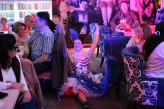 Wilde-Matilde-Deutsches-Restaurant-Variete-show-in-berlin-Nikolaiviertel-2026-32