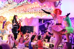 Wilde-Matilde-Karussell-Bar-Variete-Cafe-Deutsches-Restaurant-Berlin-Nikolaiviertel-30