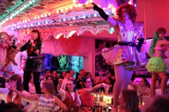 Wilde-Matilde-Karussell-Bar-Variete-Cafe-Deutsches-Restaurant-Berlin-Nikolaiviertel-62