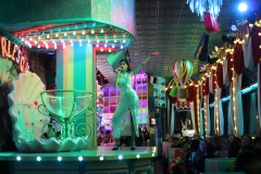 Lieschen-Mueller-Burlesque-Bar-Berlin-bestes-Erlebnis-Restaurant-Alexanderplatz-11