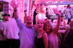 best-Dinner-Show-in-Berlin-feiern-Wilde-Matilde-Variete-Erlebnis-Deutsches-Restaurant-Cafe-und-Karussell-Bar-fuer-Gruppen-im-Nikolaiviertel-ist-die-beste-Idee-fuer-dein-Event