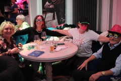 Wilde-Matilde-Deutsches-Restaurant-Variete-show-in-berlin-Nikolaiviertel-1