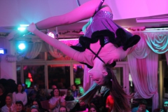 Wilde-Matilde-Deutsches-Restaurant-Variete-show-in-berlin-Nikolaiviertel-12