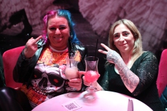 Wilde-Matilde-Deutsches-Restaurant-Variete-show-in-berlin-Nikolaiviertel-9