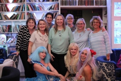 beste-Girlsnight-in-Berlin-Nikolaiviertel-Variete-Show-Bar-Cafe-Deutsches-Restaurant-auch-fuer-Gruppen-Wilde-Matilde-mit-Authentischer-Berliner-Kueche
