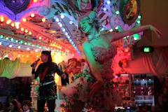 Wilde-Matilde-Deutsches-Restaurant-Variete-show-in-berlin-Nikolaiviertel-13