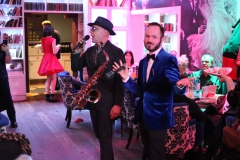 Wilde-Matilde-Deutsches-Restaurant-Variete-show-in-berlin-Nikolaiviertel-22