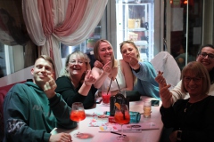 Wilde-Matilde-Deutsches-Restaurant-Variete-show-in-berlin-Nikolaiviertel-25