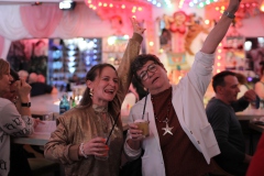 Wilde-Matilde-Deutsches-Restaurant-Variete-show-in-berlin-Nikolaiviertel-29