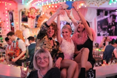 Wilde-Matilde-Bar-Deutsches-Restaurant-Cafe-und-Variete-im-historischen-Nikolaiviertel-Berlin-2025-0