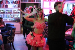 Wilde-Matilde-Bar-Deutsches-Restaurant-Cafe-und-Variete-im-historischen-Nikolaiviertel-Berlin-2025-16