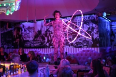 Wilde-Matilde-Bar-Deutsches-Restaurant-Cafe-und-Variete-im-historischen-Nikolaiviertel-Berlin-2025-35