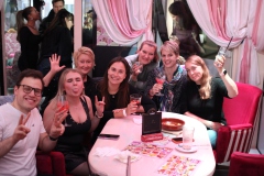 Wilde-Matilde-Bar-Deutsches-Restaurant-Cafe-und-Variete-im-historischen-Nikolaiviertel-Berlin-2025-42