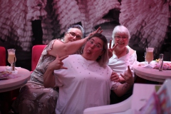 Wilde-Matilde-Bar-Deutsches-Restaurant-Cafe-und-Variete-im-historischen-Nikolaiviertel-Berlin-2025-66