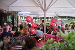 beste-Geburtstags-Idee-Knutschfleck-Show-und-Party-Bar-und-Dinner-Show-Restaurant-Berlin-Alexanderplatz-2026