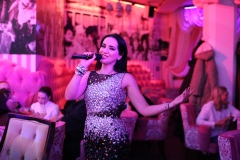 angesagte-Bar-Berlin-Wilde-Matilde-SHow-Bar-Deutsches-Restaurant-und-Cafe-Nikolaiviertel-Berlin-8