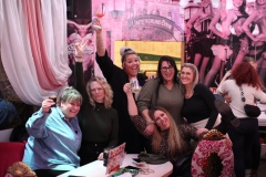 Wilde-Matilde-Bar-Variete-Deutsches-Restaurant-im-Nikolaiviertel-Berlin-50