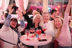 Bestes-Deutsches-Restaurant-Cafe-und-Variete-Bar-Berlin-Nikolaiviertel-Februar-2026-11