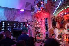 11-Bestes-Deutsches-Restaurant-Cafe-und-Variete-Bar-Berlin-Nikolaiviertel-2026-