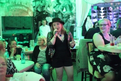 14-Bestes-Deutsches-Restaurant-Cafe-und-Variete-Bar-Berlin-Nikolaiviertel-2026-