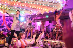 Wilde-Matilde-Variete-Dinnershow-Berliner-Restaurant-und-Cafe-Deutsche-Kueche-und-Fruehstueck-im-Nikolaiviertel-Berlin-00